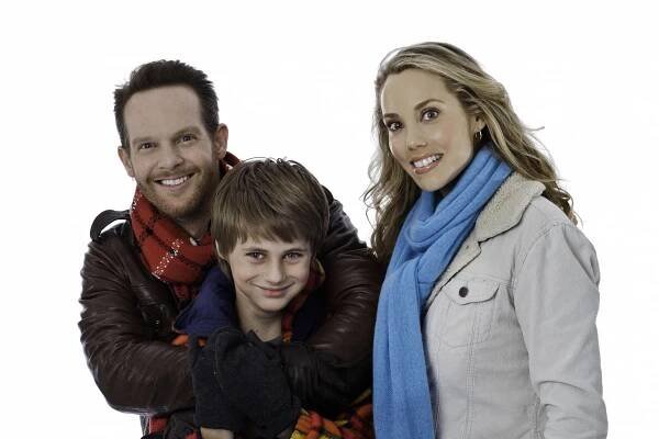 Jason Gray-Stanford, Elizabeth Berkley - Lucky Christmas - Promo