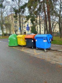 Fotogalerie • Kontejnery na tříděný odpad (Kontejnery na tříděný odpad) • Mapy.cz