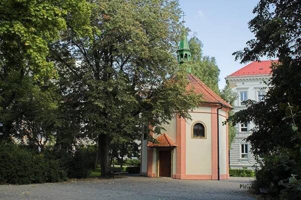 Fotogalerie • Kaple sv. Kříže (Kaple) • Mapy.com