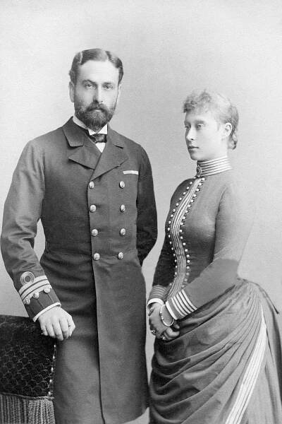 Soubor:Prince Louis of Battenberg and his wife Princess Victoria of Hesse and by Rhine.jpg