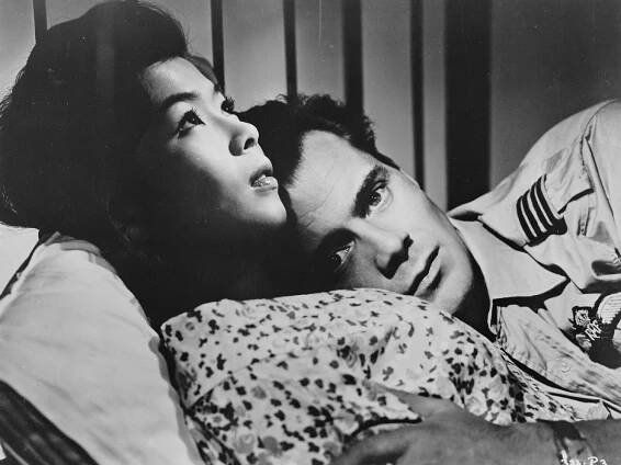 The Wind Cannot Read - Z filmu - Yoko Tani, Dirk Bogarde