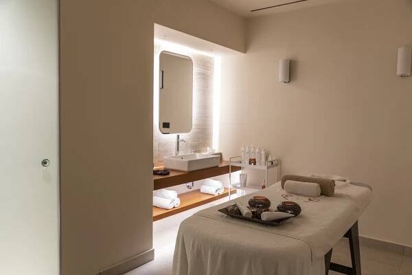 Kerkyra Blue Hotel N' Spa ***** | OFFIZIELLE WEBSITE | SPA
