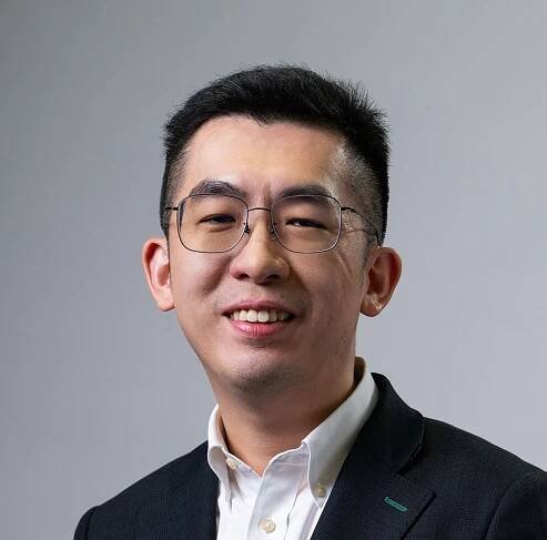 Charles Chow 