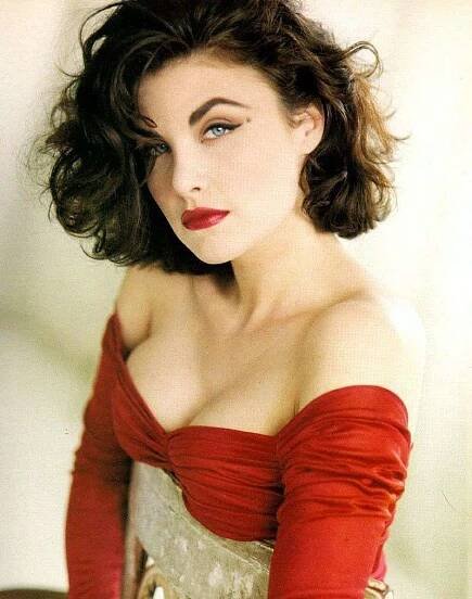 Sherilyn Fenn sexy