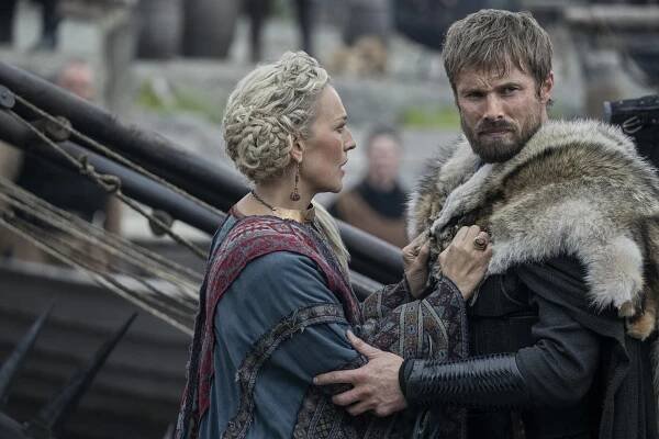 Vikingové: Valhalla - Obleva - Z filmu - Yngvild Støen Grotmol, Bradley James