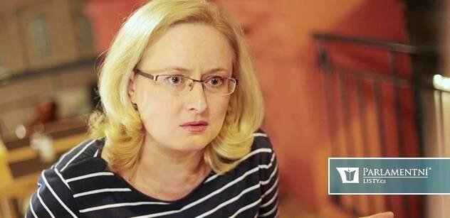 Pajerová k 17. listopadu: KSČ čekala na pomoc od Ruska. Kdyby se to stalo dnes, tak jim Putin pošle posily