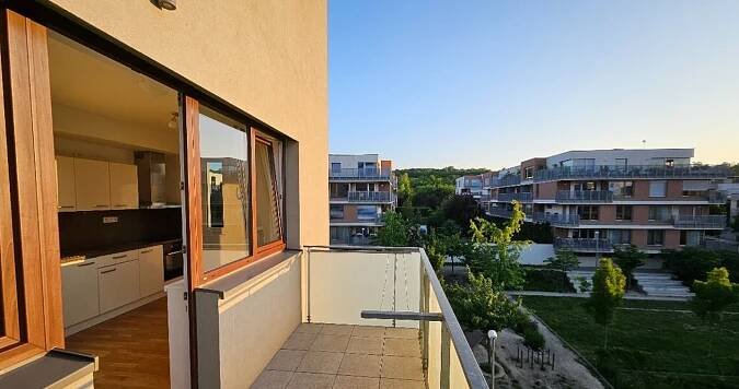 Pronájem bytu 2+kk - Praha - Nové Butovice • bez RK • bez provize