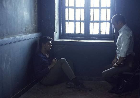 Ittefaq - Z filmu - Sidharth Malhotra, Akshaye Khanna
