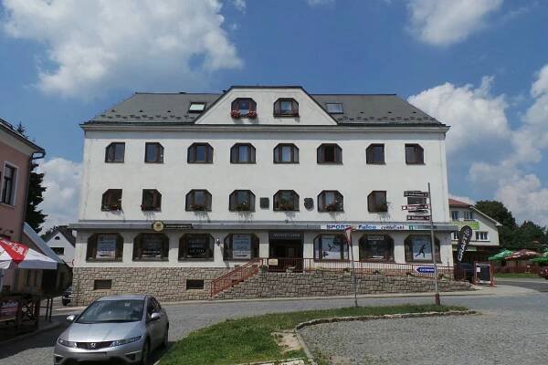 Město Vysoké nad Jizerou - obecní úřad foto 1