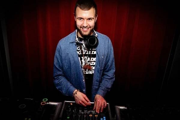 Victor Eekhof, Technics SL-1200 importeur