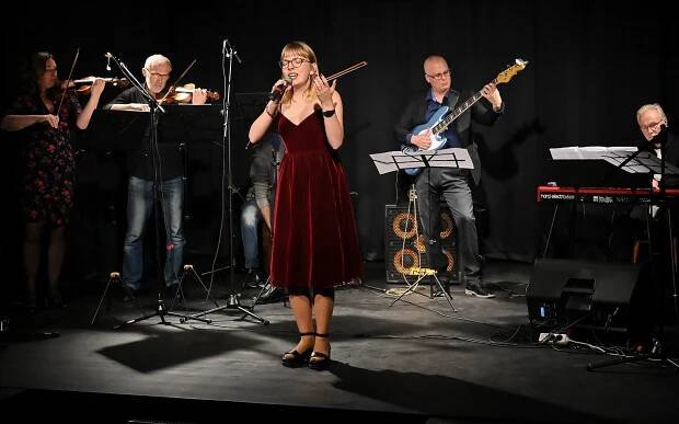 Rosteme dál. Nový divadelní sál byl slavnostně uveden do provozu - LKMŠ Ostrava