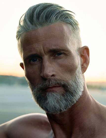 Пин от пользователя ᴍʀ. ꜰᴀsʜɪᴏɴɪsᴛ на доске #beards | Хипстерская борода, Стрижки парней, Стиль бороды