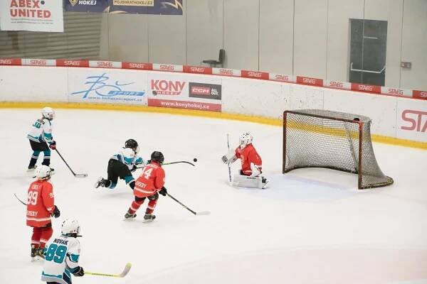 4.třída - MBK Vyškov - HC Scorpions Brno a EAC Junior Capitals | Městský Bruslařský Klub Vyškov
