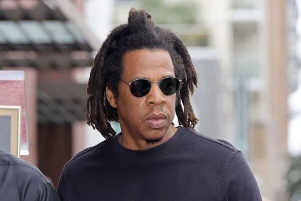 HOLLYWOOD, CALIFORNIA - APRIL 11: Jay-Z attends the Hollywood Walk of Fame Star Ceremony for DJ Khaled on April 11, 2022 in Hollywood, California. (Photo by Kevin Winter/Getty Images)