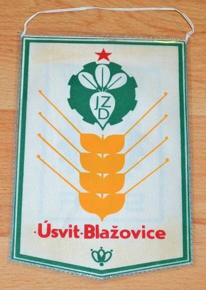 JZD ÚSVIT BLAŽOVICE - DOBOVÁ RETRO VLAJEČKA - Sběratelství