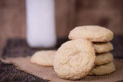 cukrové sušenky a mléko - cukrová sušenka - stock snímky, obrázky a fotky