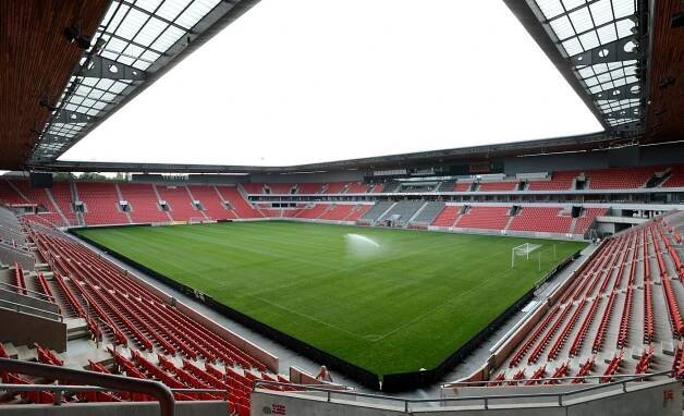 Stadion Slavia: Informace o Fortuna Areně (dříve Eden Aréna) program, plánek