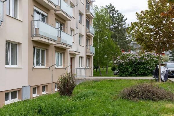 Prodej bytu 2+1 v Ivančicích - Jana Šnédarová realitní makléř | Jana Šnédarová realitní makléř 