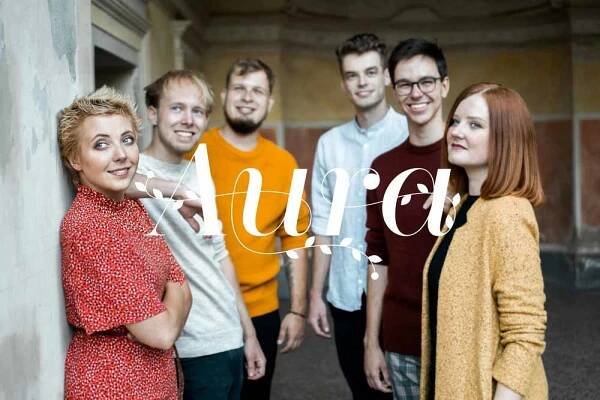 Anna Julie Slováčková s kapelou Aura představují nový singl a klip „Sluneční zář“