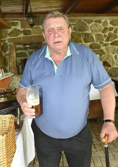 Kuchař Jaroslav Sapík slavil 70: Na party pozval i ruského velvyslance. Takhle to vysvětlil