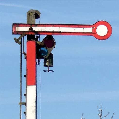 Elektromechanická zabezpečovací zařízení německého vzoru