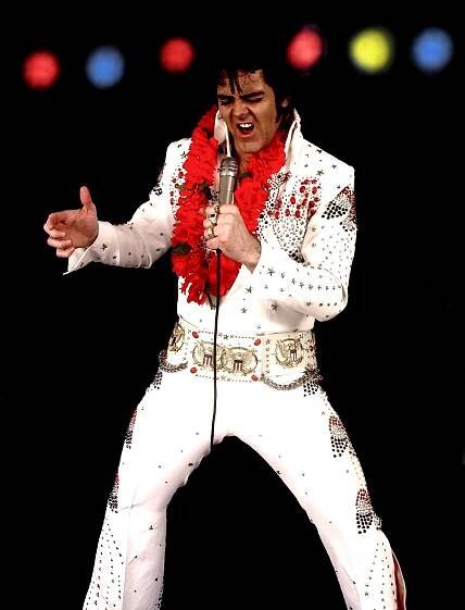 Book Elvis Presley tribute act Paul Thorpe a tribute to the king