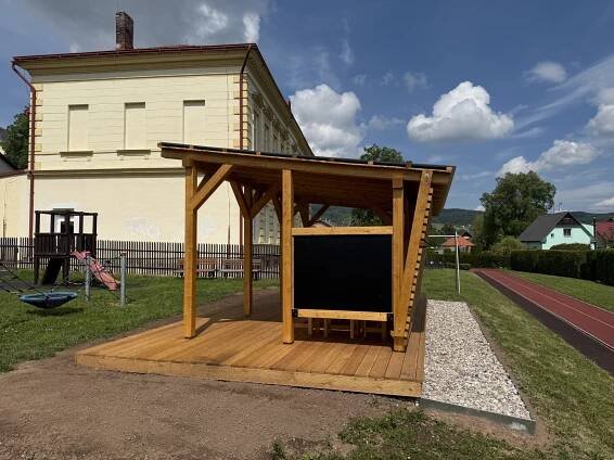 Venkovní učebna - pergola