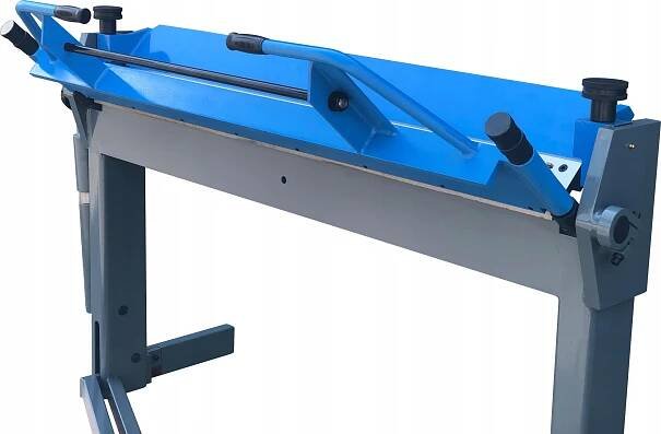 SILNÁ SEGMENTOVÁ OHÝBAČKA PLECHU OHÝBAČKA 1270/2 MM 11 SEGMENTŮ 135 ST za 50013.00CZK - Allegro