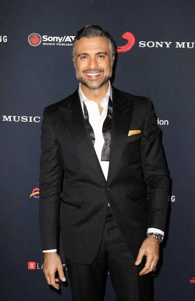 Jaime Camil Opens Up About 'Jane the Virgin' Costar Brooke Shields and Parenthood