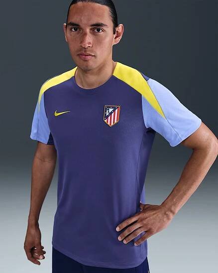 Pánské fotbalové tričko Nike Dri-FIT Atlético Madrid Strike s krátkým rukávem - Dark Purple Dust/Vibrant Yellow/Vibrant Yellow