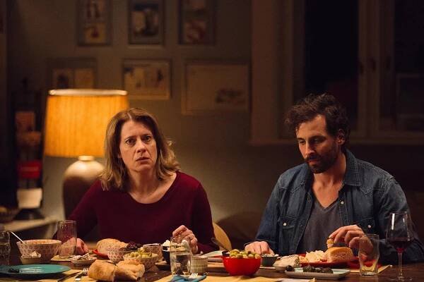 Zač nás trestáš? - Z filmu - Caroline Peters, Marcel Mohab