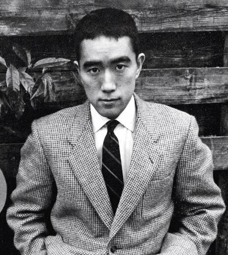 Yukio Mishima - Wikipedia