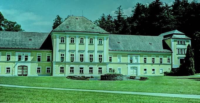 Černovice (zámok)