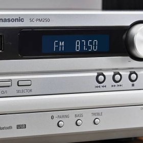 Panasonic SC-PM250 Mikrosystémové CD (20W, Bluetooth, USB, FM, bohaté basy, čistý zvuk, XBS Master, automatické vypnutí, pohotovostní režim), černá a stříbrná » Značkový obchod Panasonic