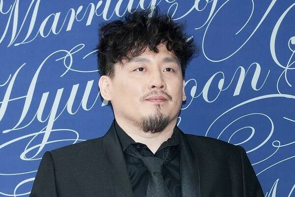 SEOUL, SOUTH KOREA - MAY 26:  South Korean singer Hyun Jin-Young attends during the wedding of Shin Hyun-Jun at the Grand Hyatt Hotel on May 26, 2013 in Seoul, South Korea.  (Photo by Han Myung-Gu/WireImage)
