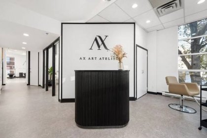 Vancouver Salon Bed and Chair Rental — AX Art Atelier