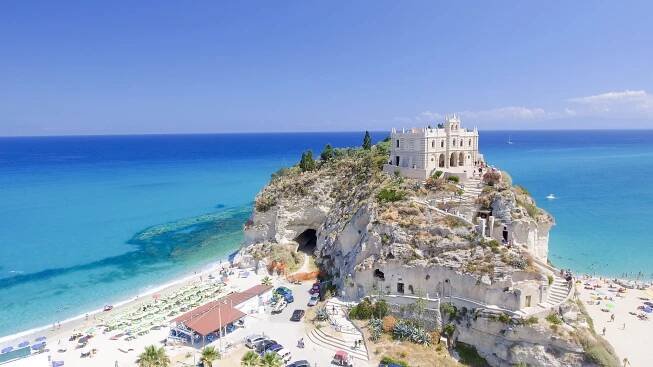 Nové lety z brněnského letiště: do italské Kalábrie a na tuniský ostrov Djerba