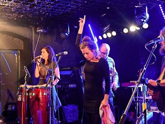 Švihadlo a Útulek fest? "Ústí bavíme vždy rádi," zní z kapely