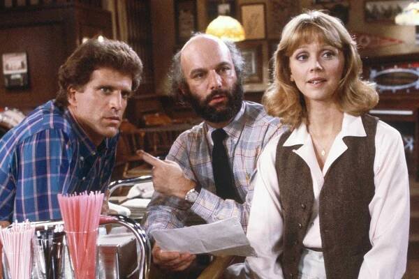 (l-r) Ted Danson as Sam Malone, James Burrows (creator), Shelley Long as Diane Chambers