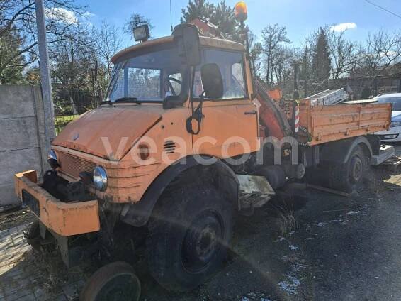 MERCEDES-BENZ UNIMOG 406