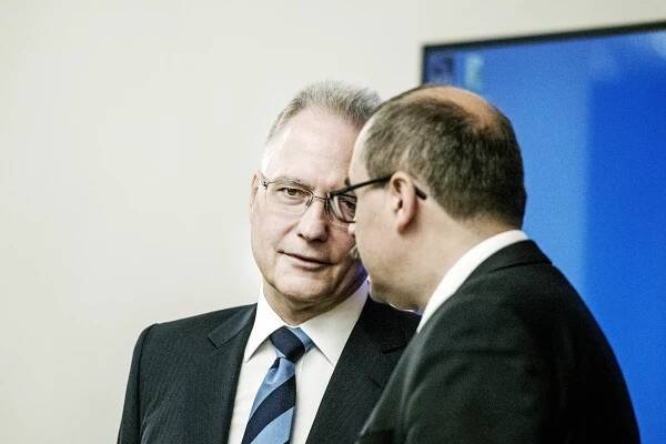 Ústavní právník Kysela: Vláda má šéfa BIS jmenovat. Pokud to neudělá, přinejmenším obchází zákon