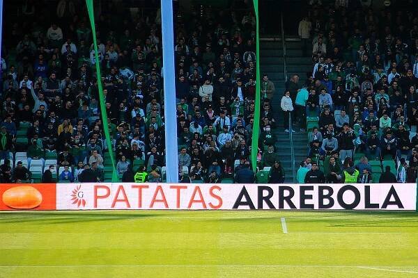 PATATAS ARREBOLA se publicita en campos de primera división de la LFP – Patatas Arrebola