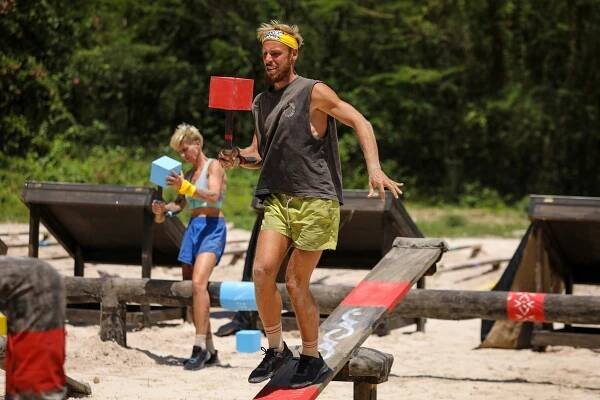 Vyhrál tanečník Márty Survivor? Podle fanoušků ho prozradily hodinky na mistrovství i drahá vstupenka | LP-Life.cz