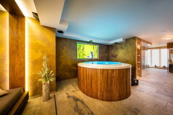 Hotel Akademie Naháč | Hotel Akademie Naháč