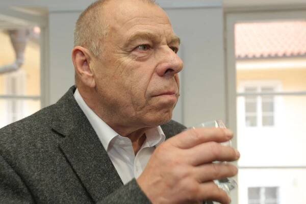 Den s Jaroslavem Zavadilem: Autobusem na pivo s dvoutisícovkou v kapse