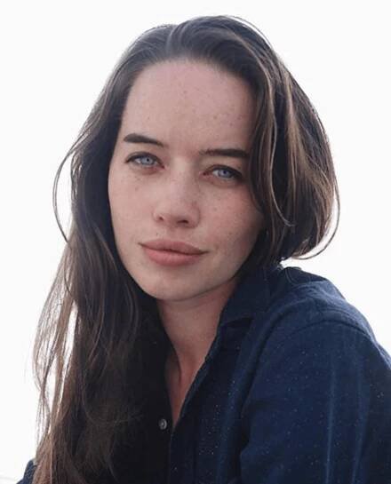 FOTO: Anna Popplewell se proslavila rolí Zuzanky v Letopisech Narnie. – stránka 17