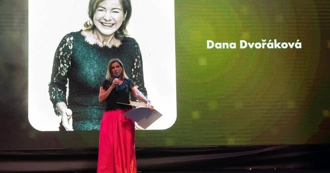 Zlatý středník zná vítěze. Osobností PR je Dana Dvořáková. Projektem roku Moji milí Slováci