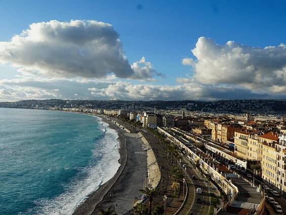 Nice promenade des anglais - Provence-Alpes-Cote-dAzur - Regions of France
