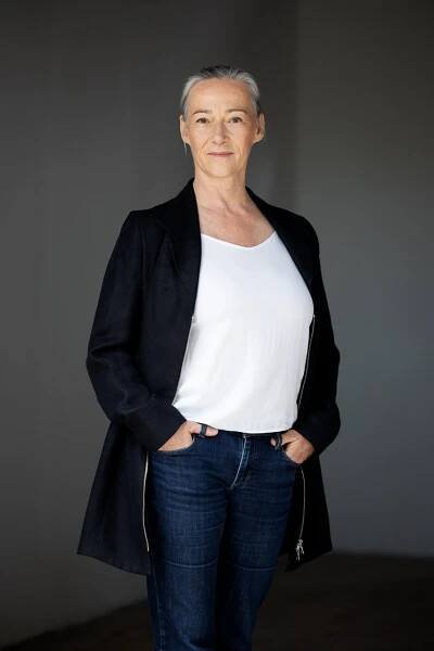 Dinah Geiger, Schauspielerin - Agentur aziel, Berlin