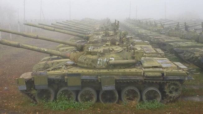 Russia Is Short Of Tanks. So Why Are 1,000 T-72s Sitting In Storage?